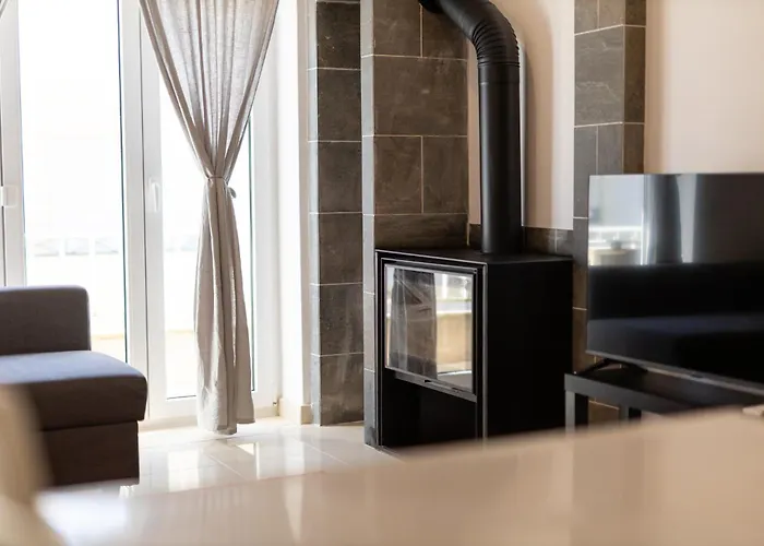 113 - Ocean Breeze Consolação *